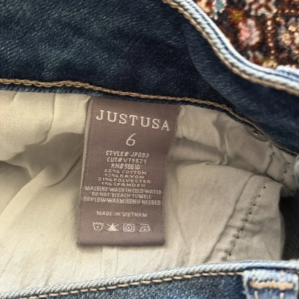Women's Blue Jeans - Picture 6 of 6